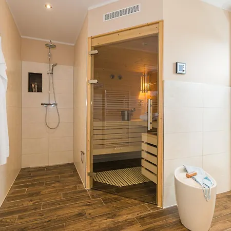 Apartment Lifestyle _ Vip_lounge_suite